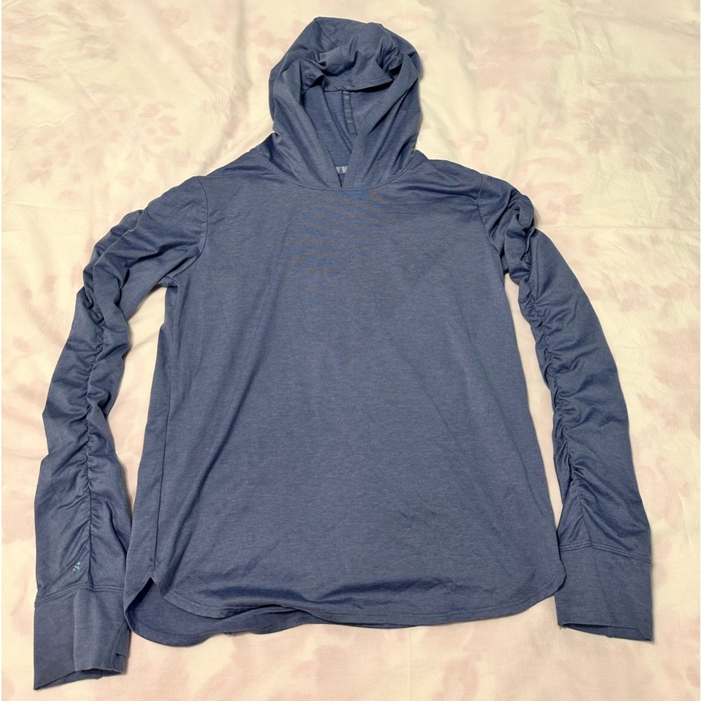 Athleta Long sleeve thin hoodie